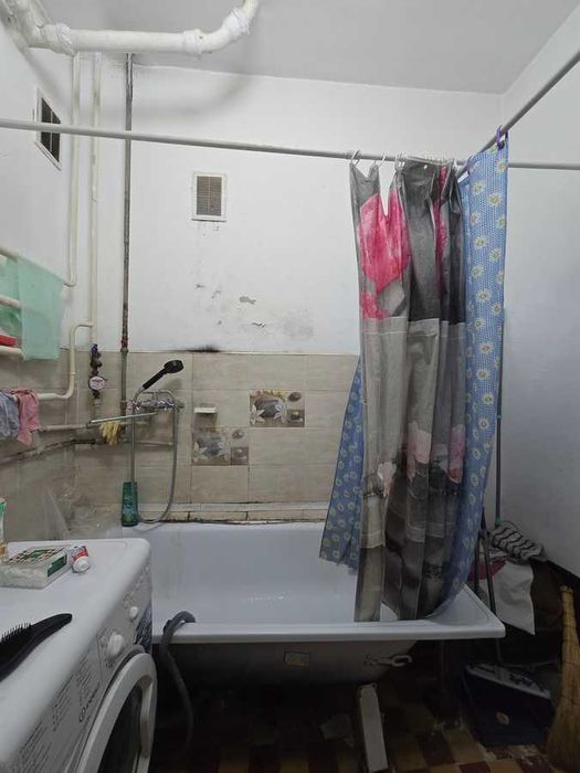 Продам 2ком.Квартиру Суюнбая 264\3