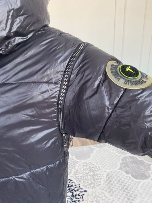 Срочно продам зимнюю, очень теплую куртку