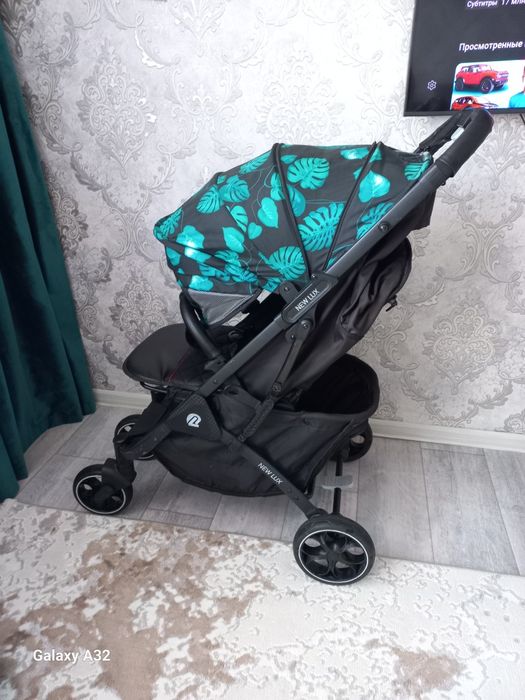 Продам детскую коляску