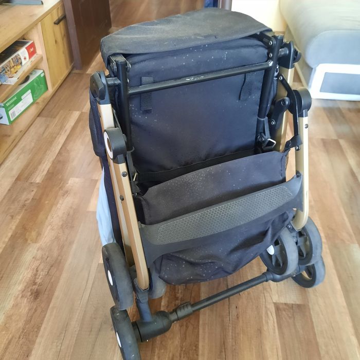 Сгъваема детска количка Chipolino