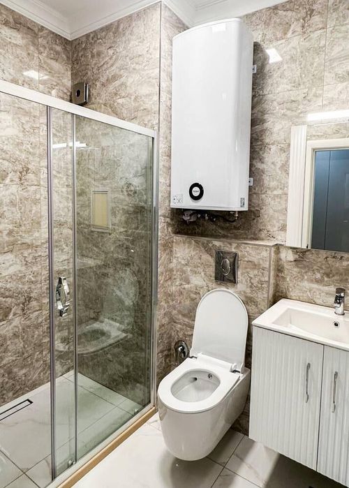 Дава се под наем Тристаен апартамент в Бургас, Изгрев - 105 кв.м за 1020 € - Снимка #2