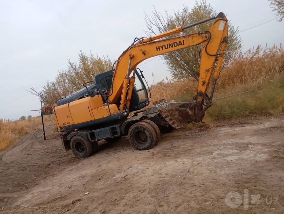Экскаватор Hundai 1400