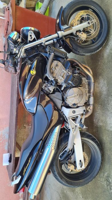 Vand sau schimb honda hornet PRET FIX