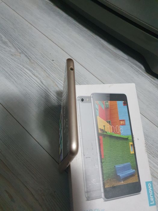 Lenovo PHAB Plus (телефон-таблет