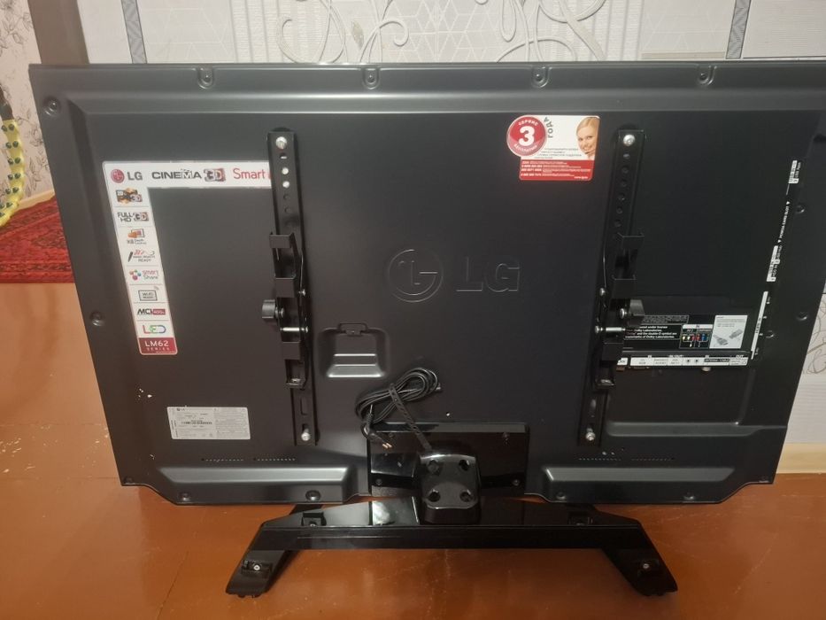 Телевизор 42 диагональ LG