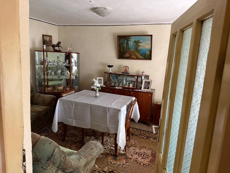 Casă de vânzare