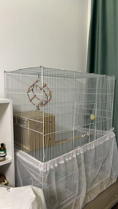Продаю клетку для попугаев либо дом.питомцев