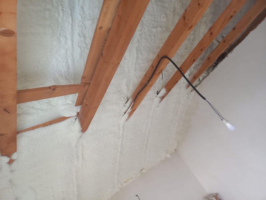 Izolatii Termice cu Spuma Poliuretanica