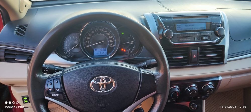 Toyota Yaris продажа