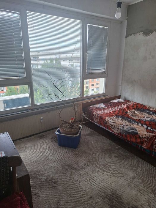 Дава се под наем Едностаен апартамент в Перник, Изток - 47 кв.м за 239.7 € - Снимка #2