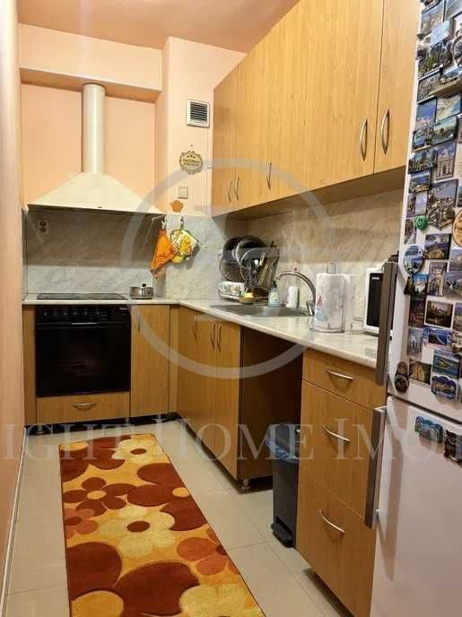 Продава се Тристаен апартамент в Пловдив, Мараша - 75 кв.м за 2107 €/кв.м - Снимка #2