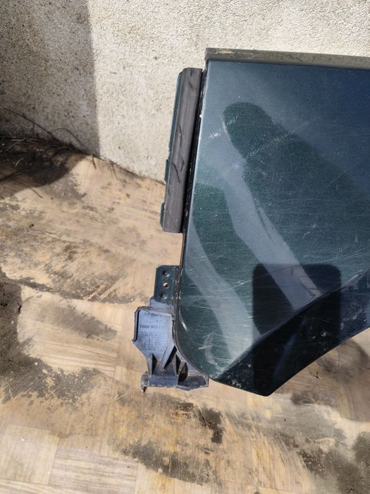 Ляв и Десен калник-Range Rover Vogue -2003