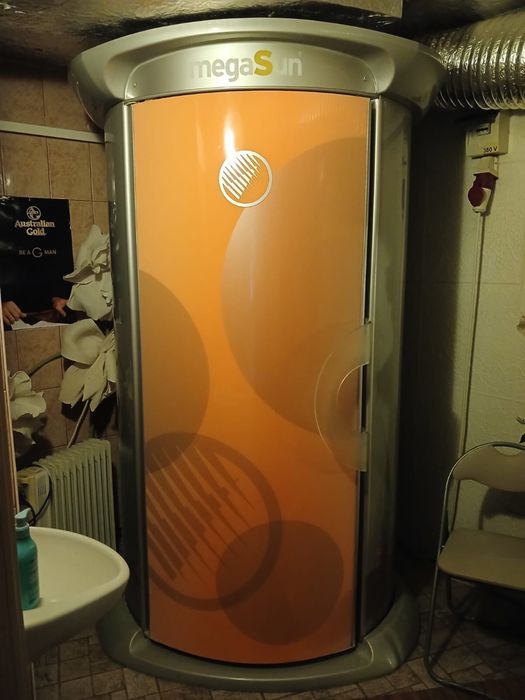 Aparate de bronzat/solar Megasun Space 2000 - tuburi aproape noi