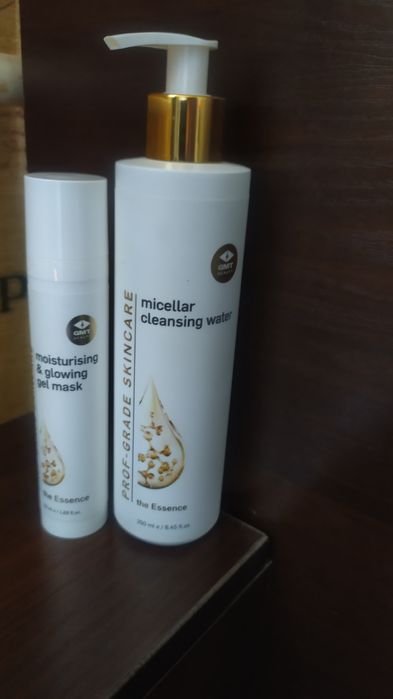 Мицеллярная вода, гелевая маска для лица