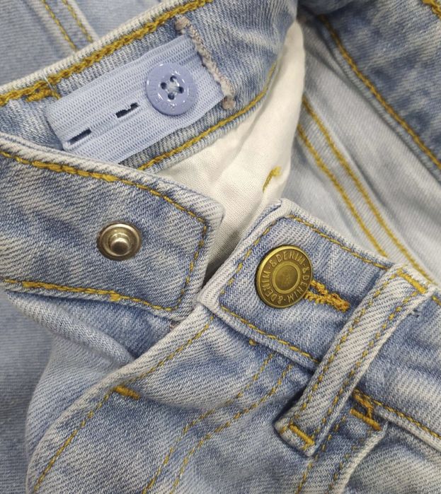 Джинсы H&M новые в наличии