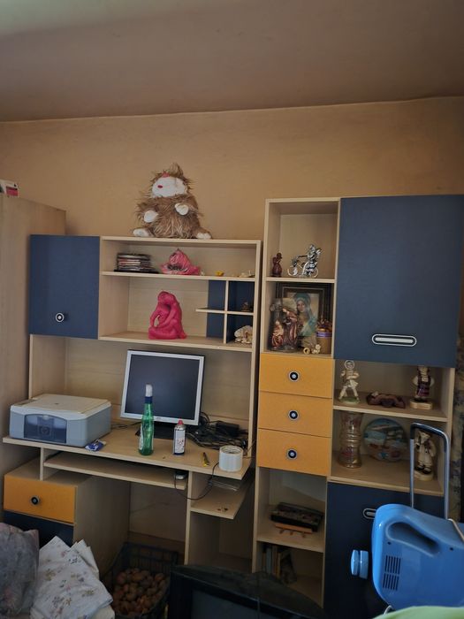 Vand apartament cu 3 camere Buzias