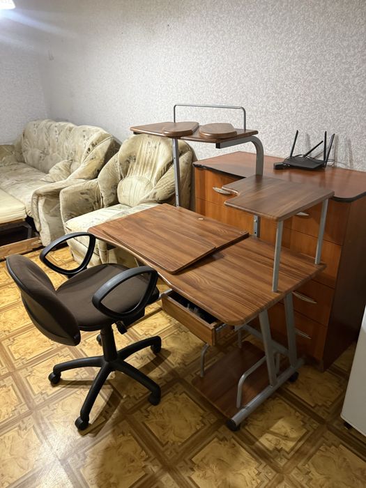 Продас компьютерный стол с креслом