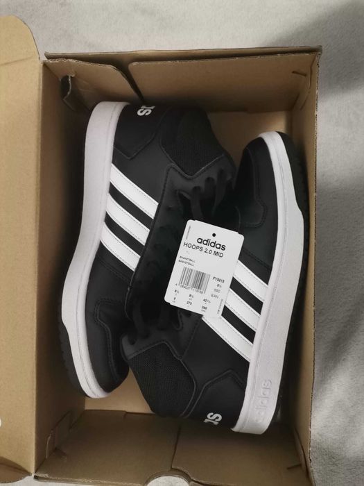 Vand Adidas 42,5