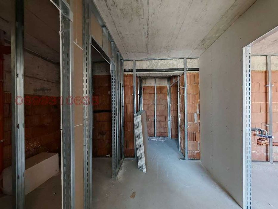 Продава се Двустаен апартамент в Варна, Младост 1 - 64 кв.м за 1048 €/кв.м - Снимка #8