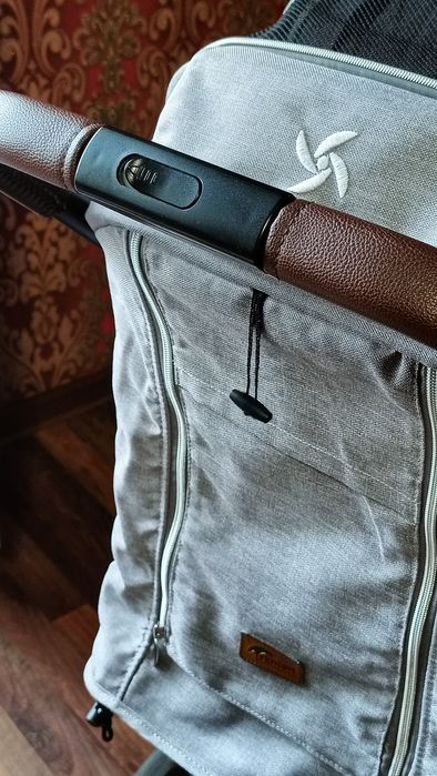 Продам коляску TECNUM