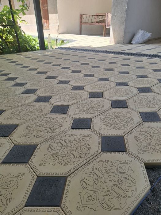 Бордюры, брусчатки, лотки