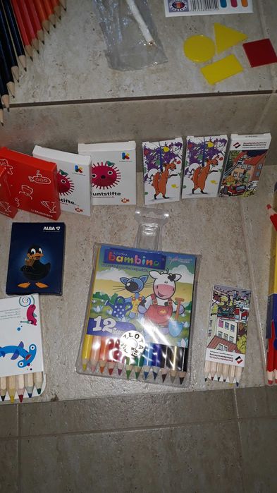 Rechizite pentru copii si obiecte de birotica ,noi.