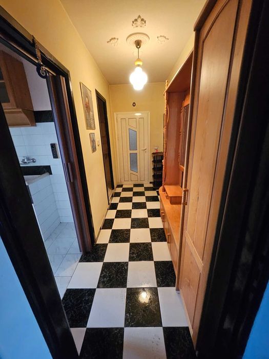 Продава се Тристаен апартамент в Пещера - 65 кв.м за 981 €/кв.м - Снимка #15