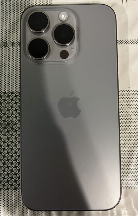 Продам срочно Айфон 15 про! СРОЧНО!