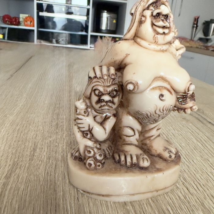 Statuete vintage din alabastru – pereche rară, Franța 1950