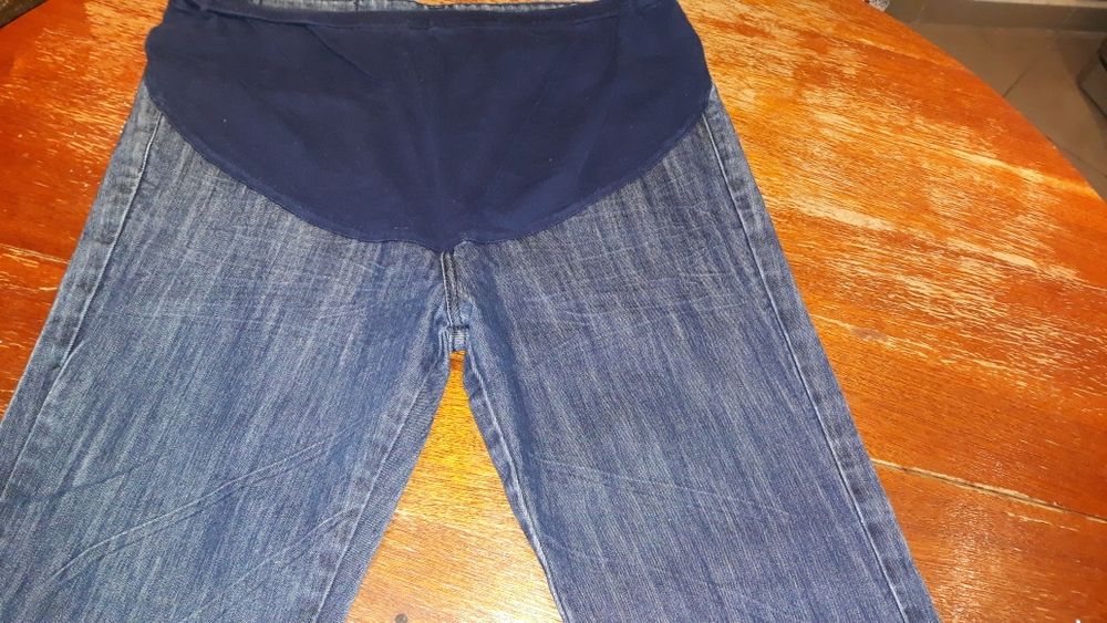 Дънки за бременни, без забележки