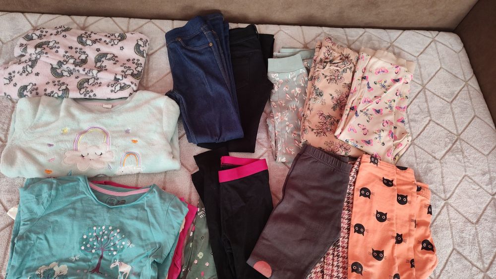 Lot haine fetiță 122-128