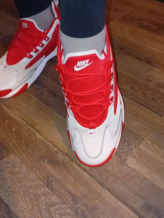 Vând (Nike zoom 2k)