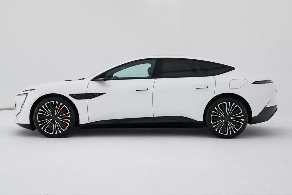 Avatr 12 под заказ от Terra Auto