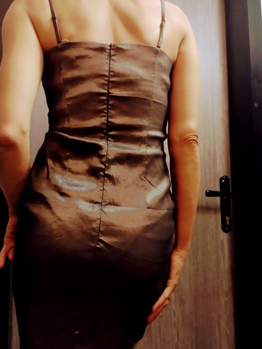 Официална вечерна рокля за повод