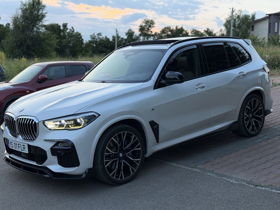 BMW X5 xDrive30d M Sport Individual | 2019 | 3.0 Diesel | 265 CP | 17.000 km | FULL OPTION