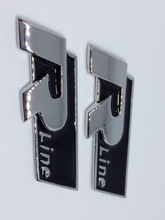 Emblema VW R-line aripi negru