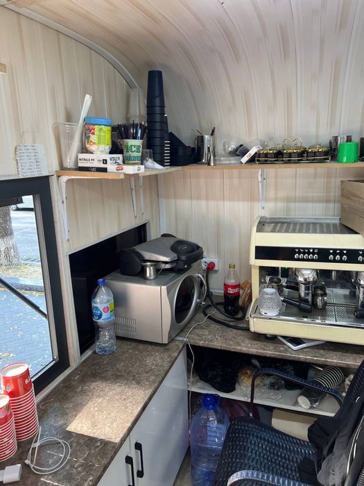 Food truck sotiladi sastayanisi ediyal xamma nnarsasi bilan sotiladi