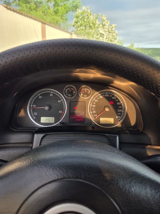 Wv passat b5.5.  1,9 tdi 131 cp
