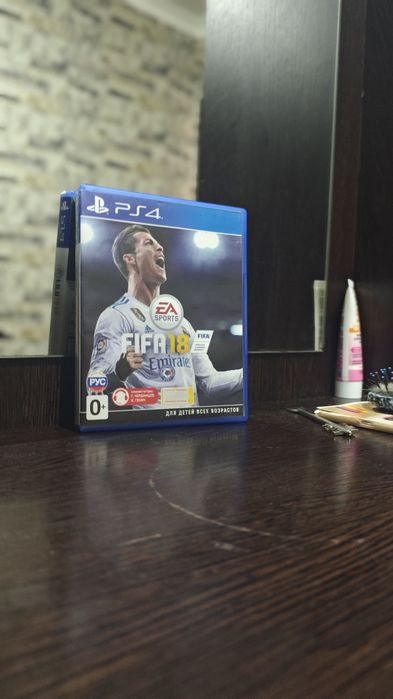 FIFA 18 PS4 идеальное состояние