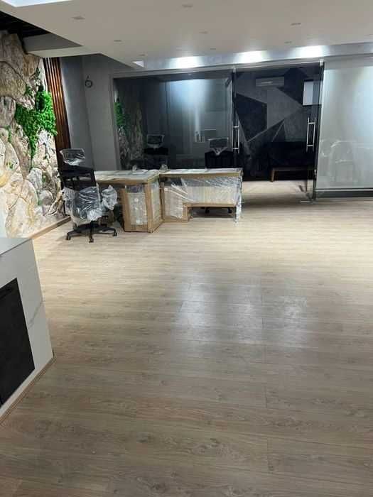 Сдам 102 м² Офис с Мебелью в Аренду. Эльбек. Zo'r Tv. Канадская школа!