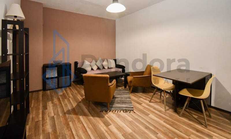 Двустаен апартамент под наем в кв. Младост 1