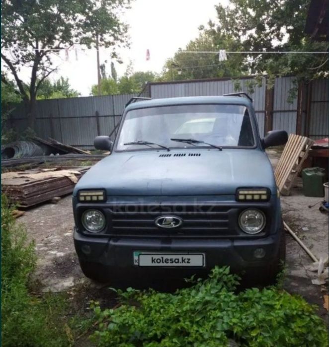 Продам Ниву по запчастям