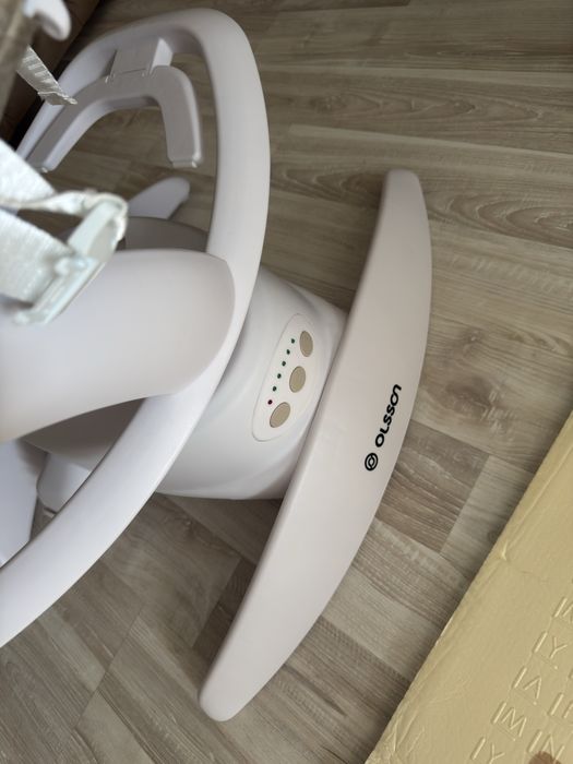 Продам Кресло-качели 2в1 Olsson Leaf beige