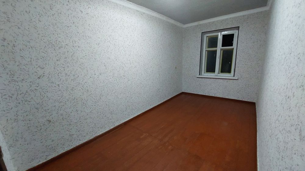 Срочна.Кувасой шахарда 3 хоналик квартира сотилади хокимяти олдида