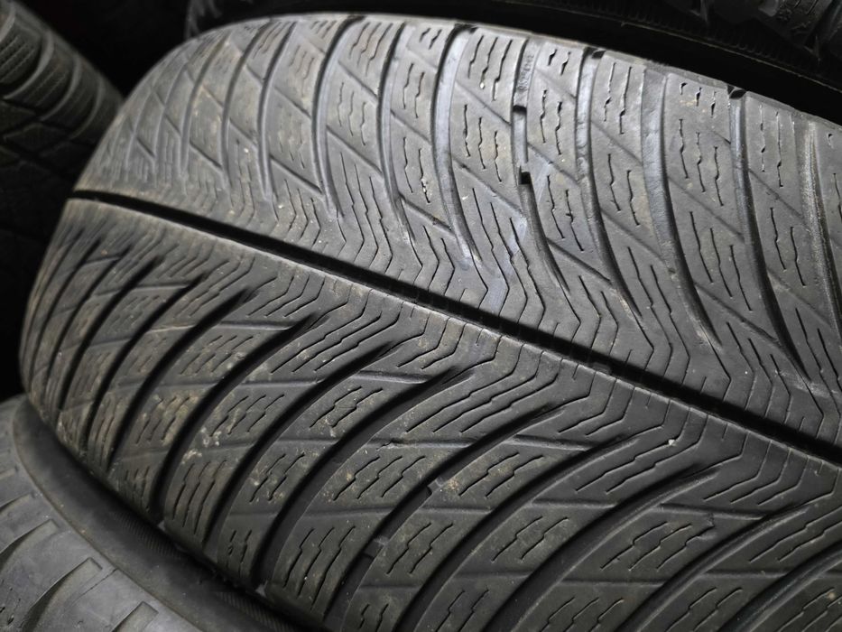 2бр Зимни гуми 225 60 18 - Michelin