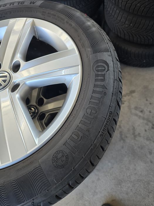 4 Броя 205/55/16 2xContinental 7mm 2xHankook 6,5mm