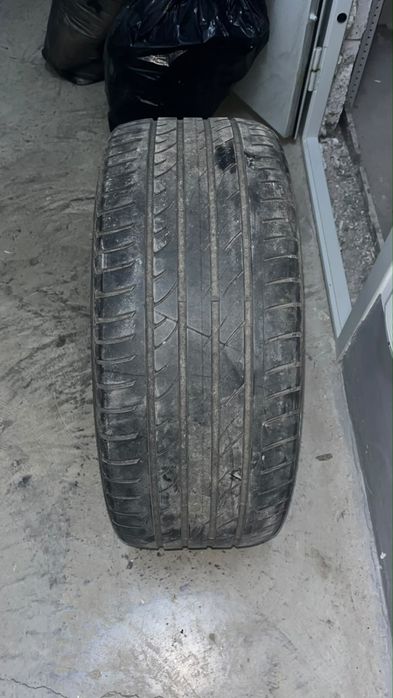 Шины, колеса на R22