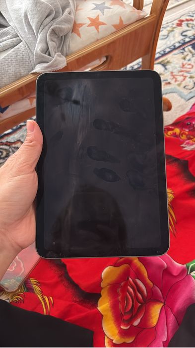 Продам айпад мини