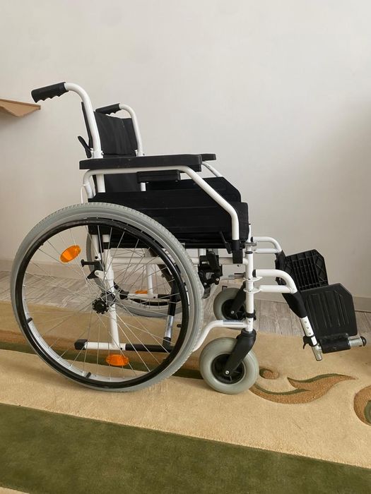 Продам инвалидную коляску — хорошее состояние