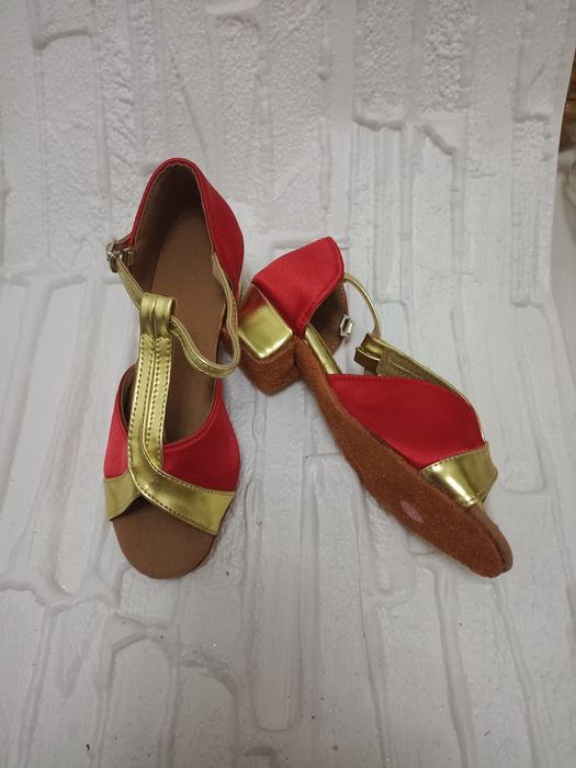 Сандали для девочек  р32-34